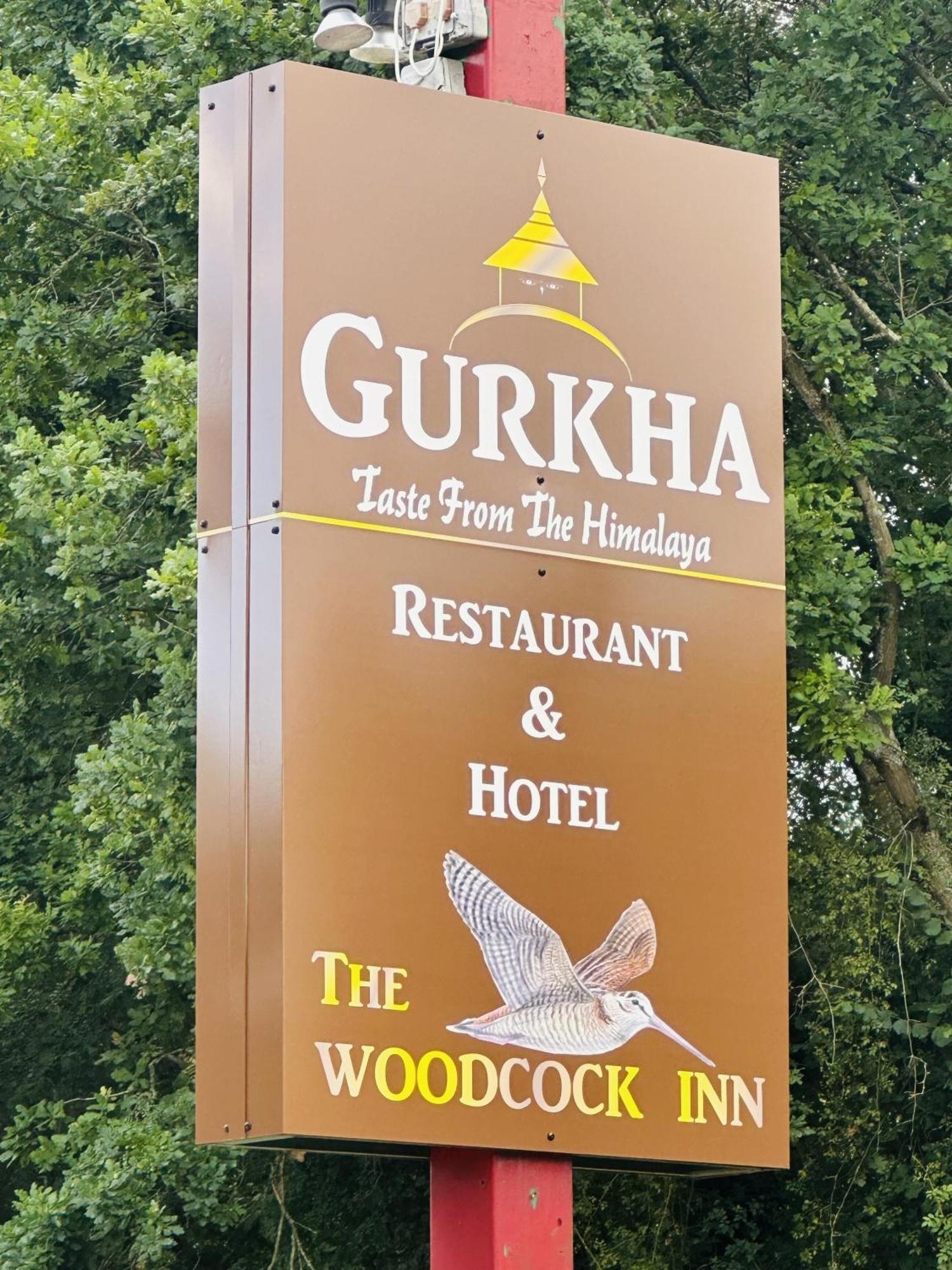 Woodcock Inn Felbridge Buitenkant foto